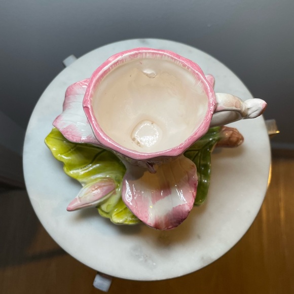 1980’s Capodimonte Floral Porcelain Teacup Espresso Cup Set Pink - Picture 2 of 10